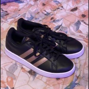Adidas Shoes Size 8.5